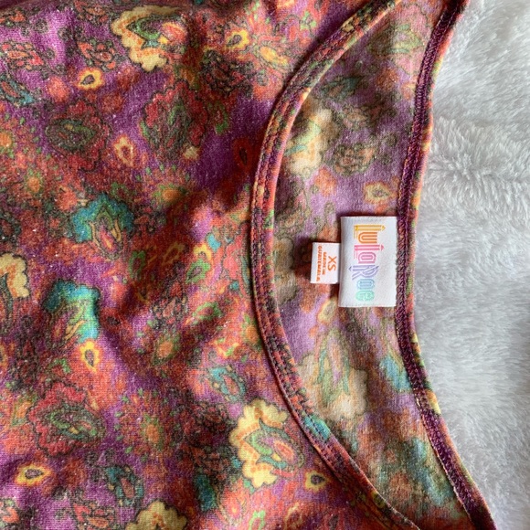 2/$20 LulaRoe short sleeve shirt - Picture 3 of 5